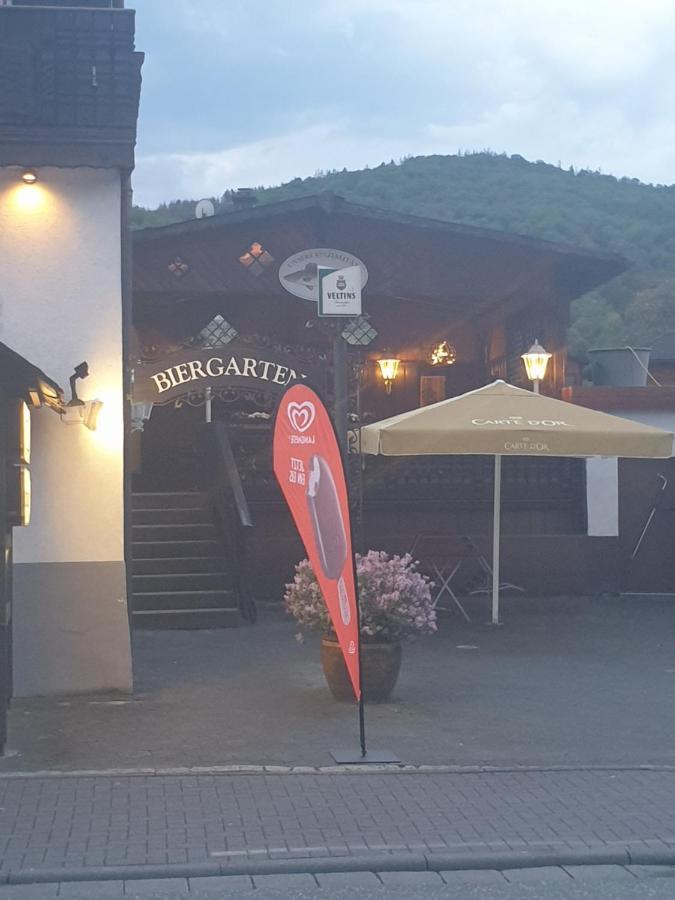 Hotel Restaurant Bauernstube Eschenburg Eksteriør bilde